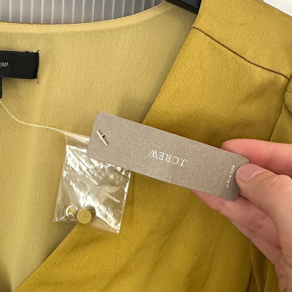 NWT J. Crew Women's Mustard Button-Up Blouse - Picture 4 of 4